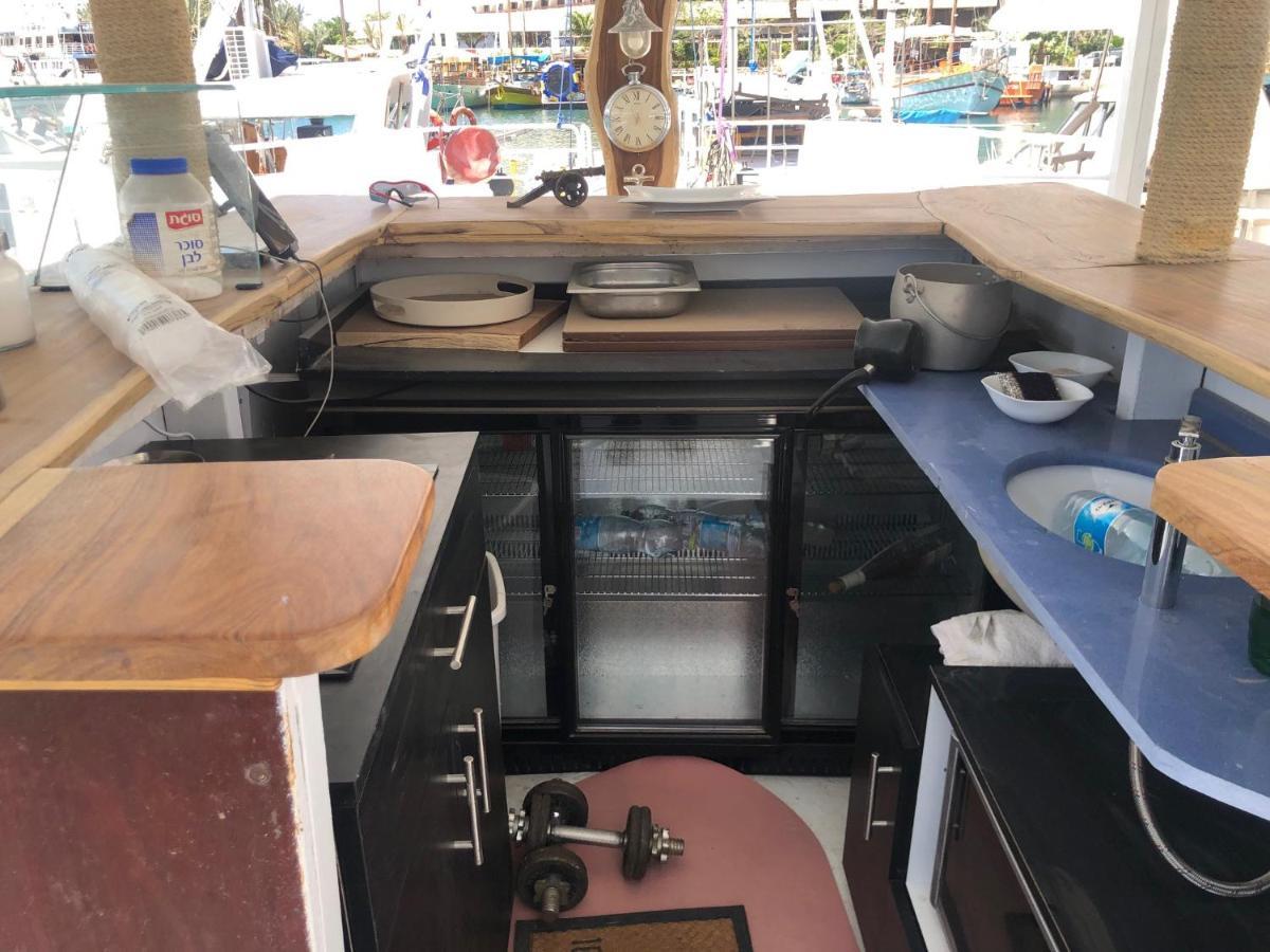 Botel הספינה של אריק Eilat